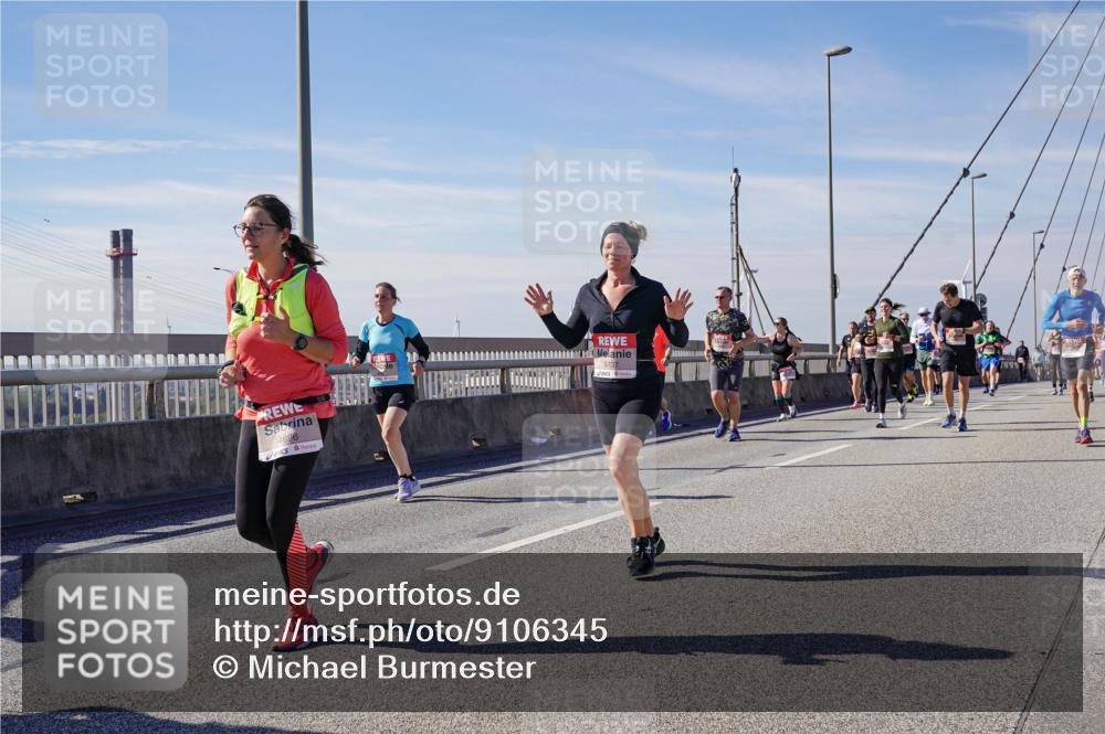 03.10.2025 - Köhlbrandbrückenlauf Michael Burmester http://msf.ph/oto/9106345 03.10.2025 12:49:54 Position 2 4696, 5737 meine-sportfotos.de