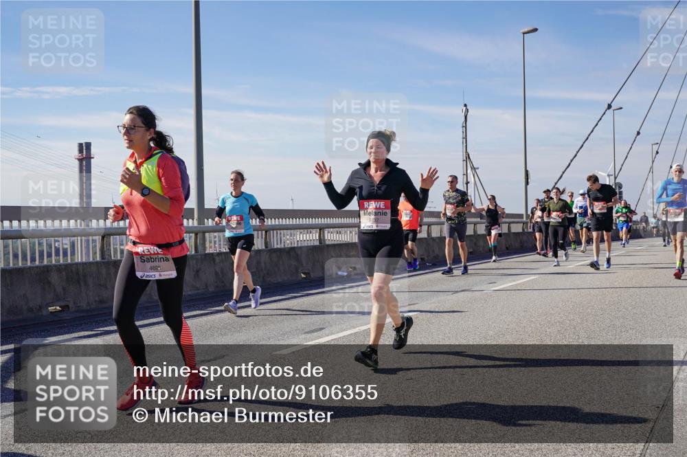 03.10.2025 - Köhlbrandbrückenlauf Michael Burmester http://msf.ph/oto/9106355 03.10.2025 12:49:54 Position 2 4696, 5737 meine-sportfotos.de