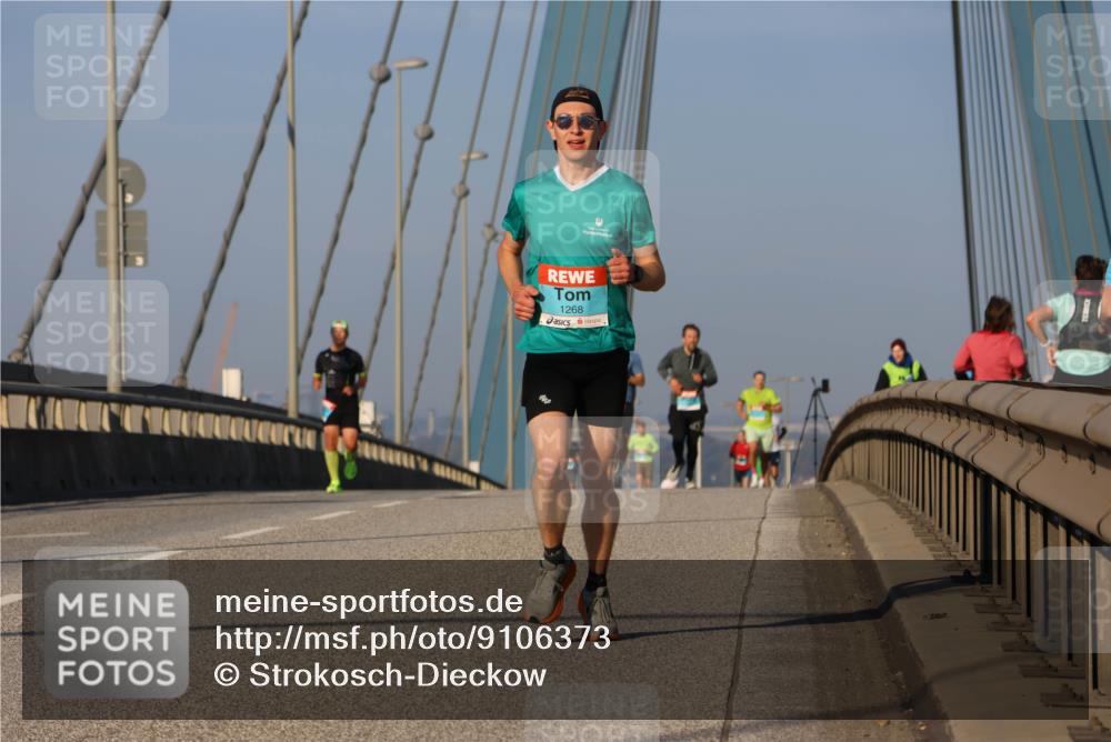 03.10.2025 - Köhlbrandbrückenlauf Strokosch-Dieckow http://msf.ph/oto/9106373 03.10.2025 09:35:06 Position 2 1268 meine-sportfotos.de