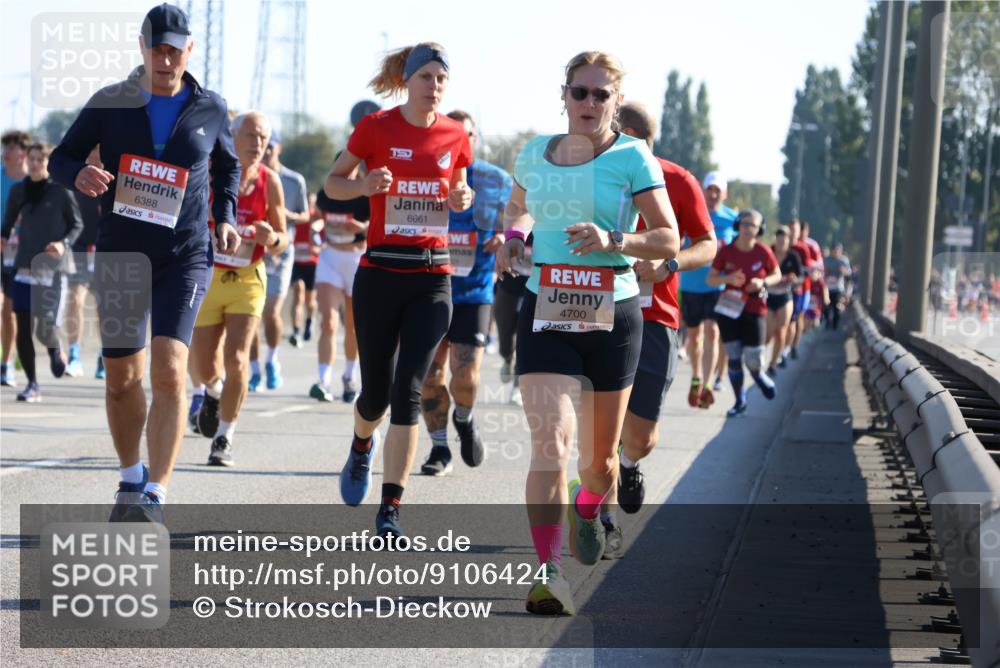 03.10.2025 - Köhlbrandbrückenlauf Strokosch-Dieckow http://msf.ph/oto/9106424 03.10.2025 12:17:39 Position 3 6388, 6661, 4700 meine-sportfotos.de