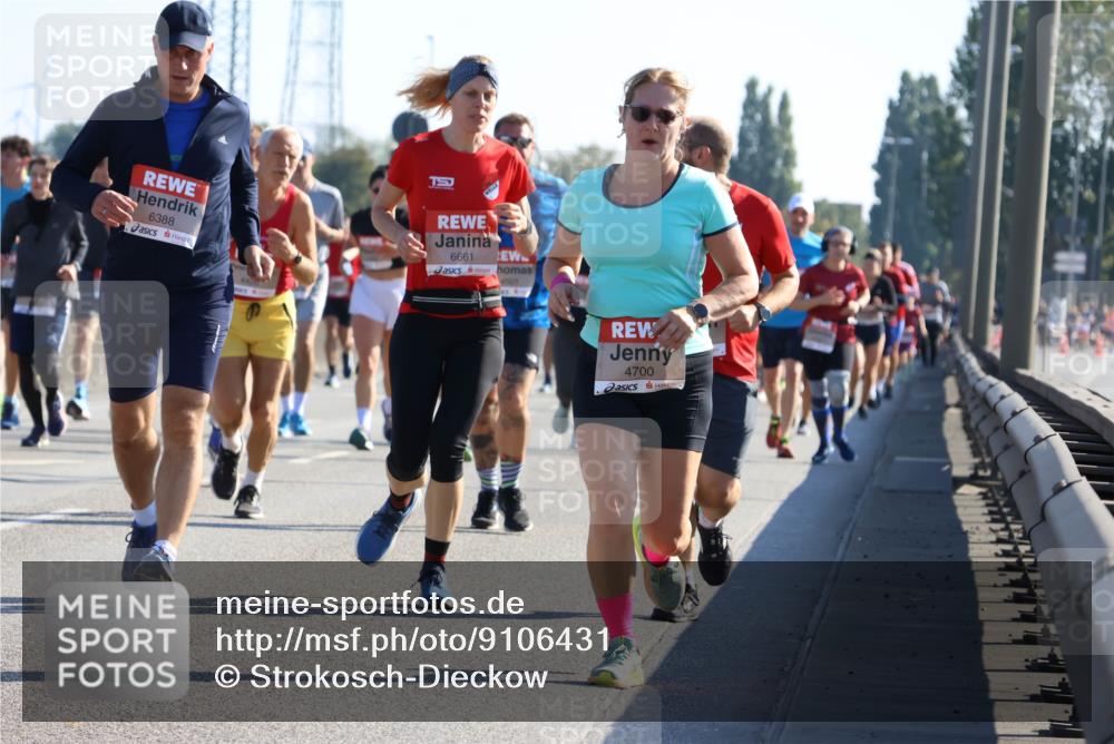 03.10.2025 - Köhlbrandbrückenlauf Strokosch-Dieckow http://msf.ph/oto/9106431 03.10.2025 12:17:39 Position 3 6388, 6661, 4501, 4700 meine-sportfotos.de
