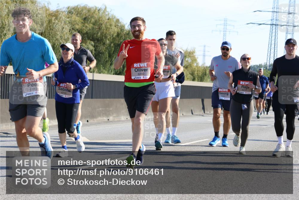 03.10.2025 - Köhlbrandbrückenlauf Strokosch-Dieckow http://msf.ph/oto/9106461 03.10.2025 12:17:48 Position 3 6120, 4710, 6202, 6337, 6217 meine-sportfotos.de