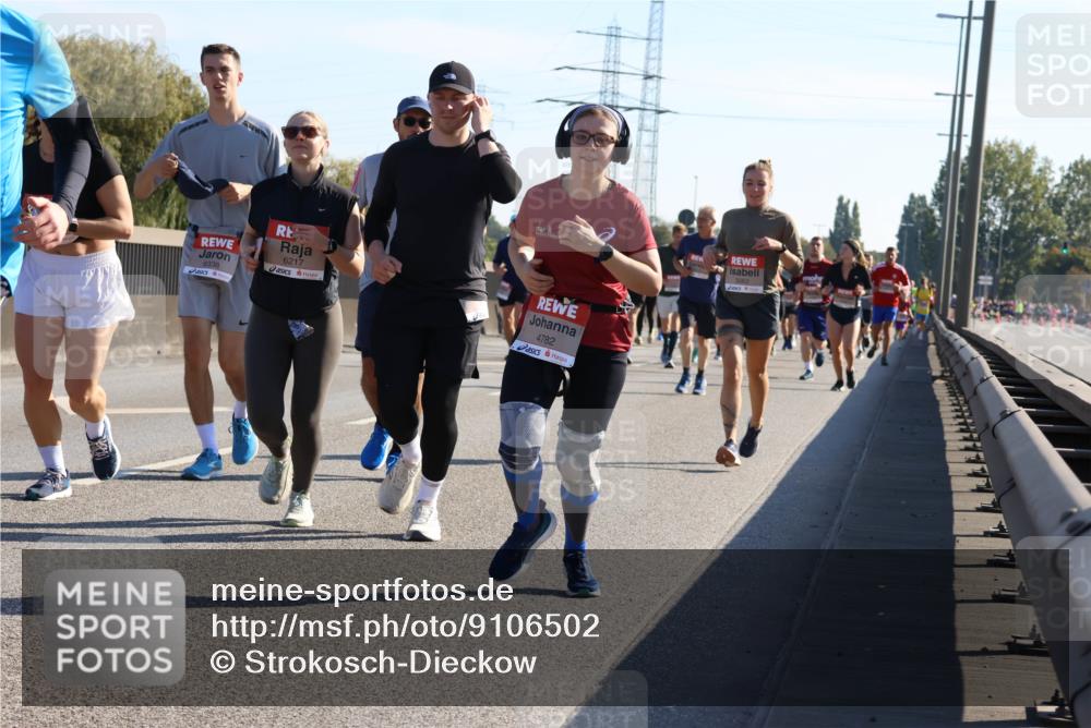 03.10.2025 - Köhlbrandbrückenlauf Strokosch-Dieckow http://msf.ph/oto/9106502 03.10.2025 12:17:50 Position 3 6338, 6217, 4782, 5063 meine-sportfotos.de