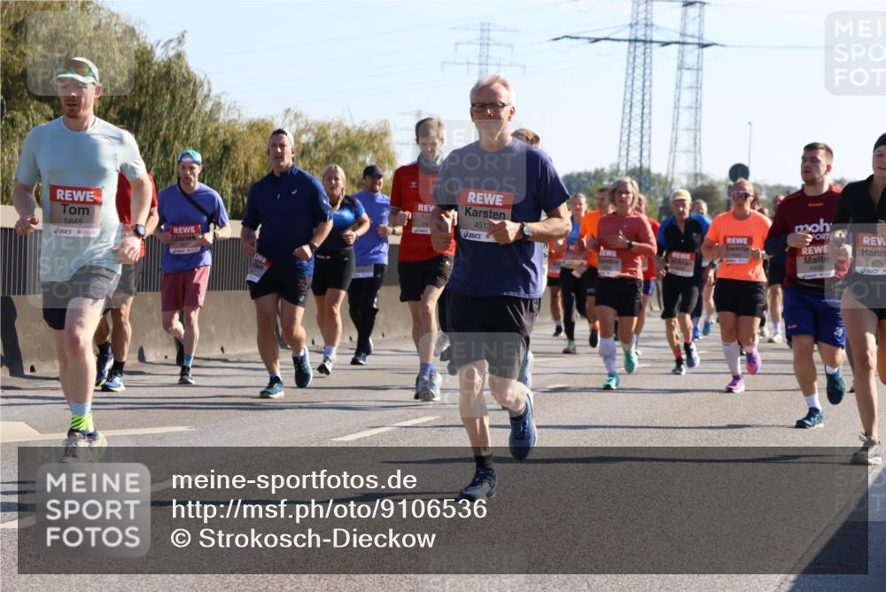 03.10.2025 - Köhlbrandbrückenlauf Strokosch-Dieckow http://msf.ph/oto/9106536 03.10.2025 12:17:54 Position 3 5845, 4513, 4797, 4908 meine-sportfotos.de