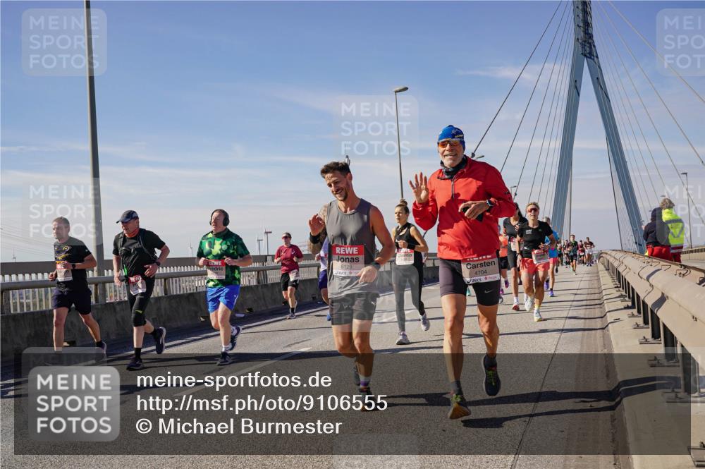 03.10.2025 - Köhlbrandbrückenlauf Michael Burmester http://msf.ph/oto/9106555 03.10.2025 12:50:03 Position 2 6129, 4704 meine-sportfotos.de