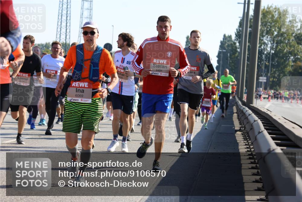 03.10.2025 - Köhlbrandbrückenlauf Strokosch-Dieckow http://msf.ph/oto/9106570 03.10.2025 12:17:59 Position 3 4836, 6069, 6454, 5096 meine-sportfotos.de