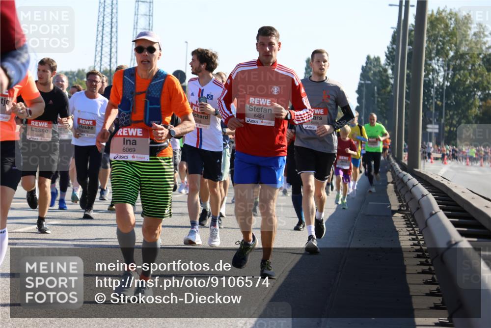 03.10.2025 - Köhlbrandbrückenlauf Strokosch-Dieckow http://msf.ph/oto/9106574 03.10.2025 12:17:59 Position 3 4836, 4474, 6069, 628, 5, 6454, 5096 meine-sportfotos.de