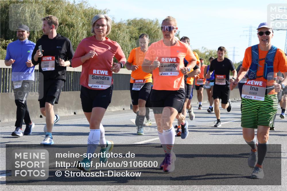 03.10.2025 - Köhlbrandbrückenlauf Strokosch-Dieckow http://msf.ph/oto/9106600 03.10.2025 12:18:01 Position 3 4424, 6849, 4423, 6274, 4408, 6069 meine-sportfotos.de