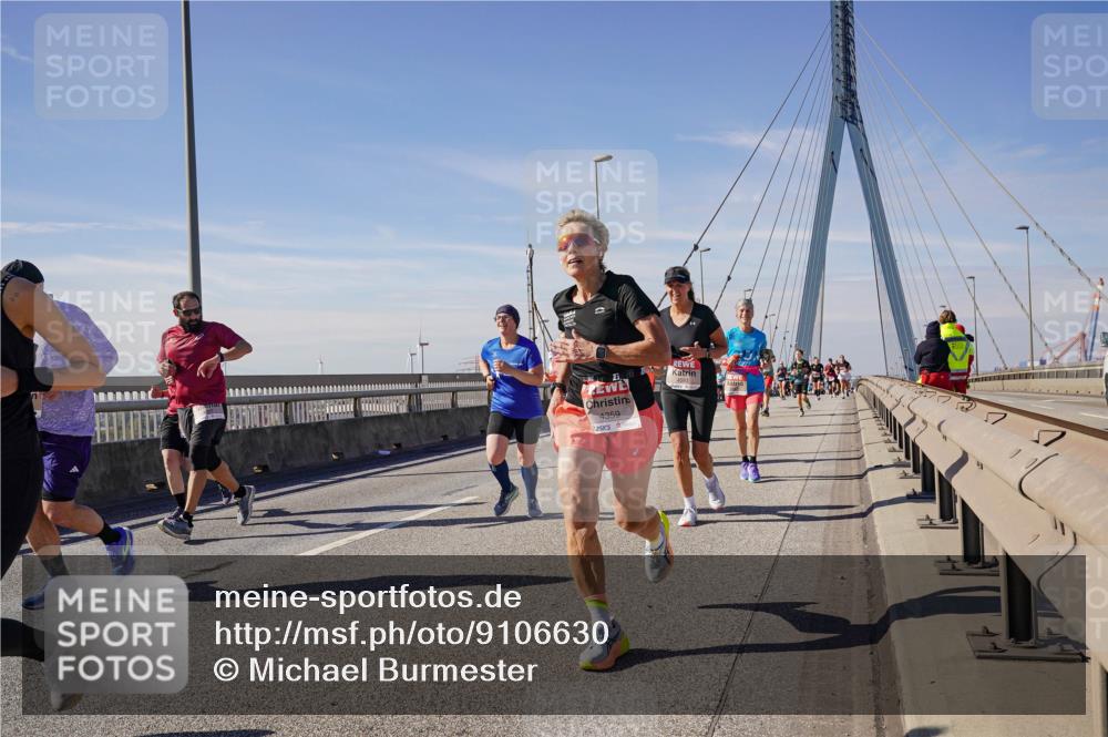 03.10.2025 - Köhlbrandbrückenlauf Michael Burmester http://msf.ph/oto/9106630 03.10.2025 12:50:05 Position 2 4359 meine-sportfotos.de