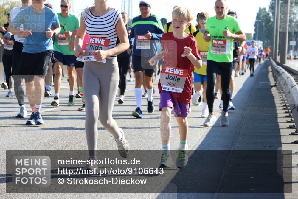 03.10.2025 - Köhlbrandbrückenlauf Strokosch-Dieckow http://msf.ph/oto/9106643 03.10.2025 12:18:09 Position 3 4, 7, 6001, 60, 4679, 6056, 4454 meine-sportfotos.de
