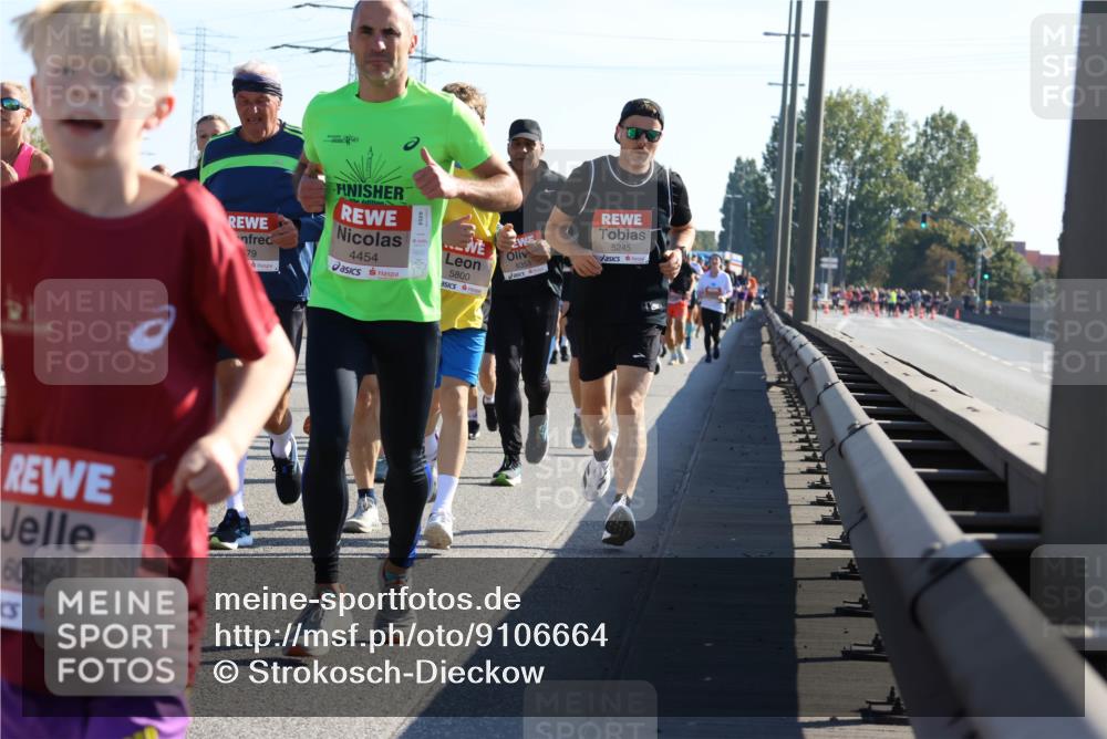 03.10.2025 - Köhlbrandbrückenlauf Strokosch-Dieckow http://msf.ph/oto/9106664 03.10.2025 12:18:11 Position 3 6056, 79, 4454, 6353, 5800, 5245 meine-sportfotos.de