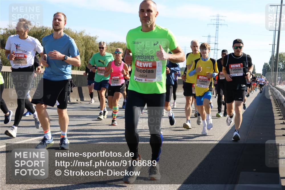 03.10.2025 - Köhlbrandbrückenlauf Strokosch-Dieckow http://msf.ph/oto/9106689 03.10.2025 12:18:12 Position 3 2013, 4776, 4612, 4454, 5800, 5245 meine-sportfotos.de