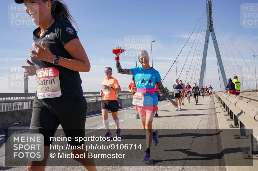 03.10.2025 - Köhlbrandbrückenlauf Michael Burmester http://msf.ph/oto/9106714 03.10.2025 12:50:07 Position 2 4593, 4347 meine-sportfotos.de