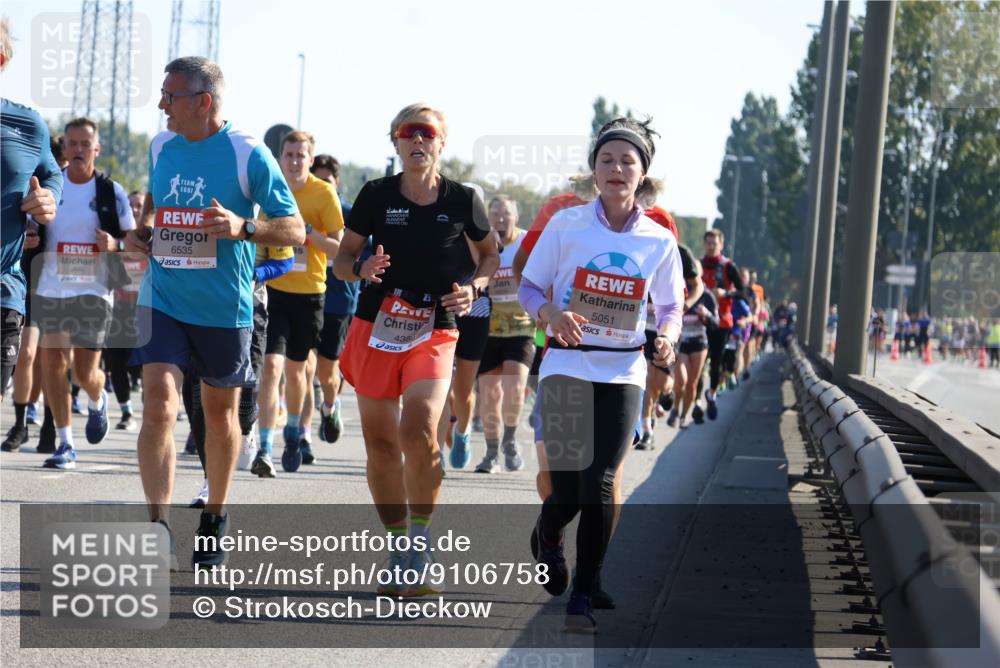 03.10.2025 - Köhlbrandbrückenlauf Strokosch-Dieckow http://msf.ph/oto/9106758 03.10.2025 12:18:22 Position 3 6535, 23, 5051, 4359 meine-sportfotos.de