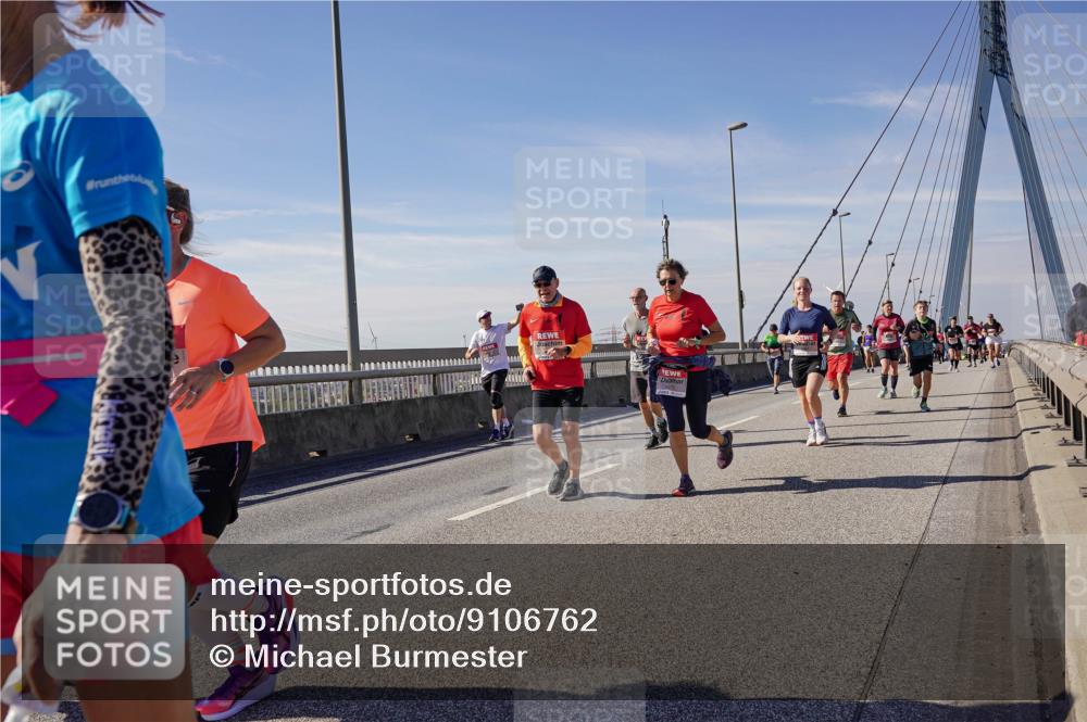 03.10.2025 - Köhlbrandbrückenlauf Michael Burmester http://msf.ph/oto/9106762 03.10.2025 12:50:08 Position 2  meine-sportfotos.de