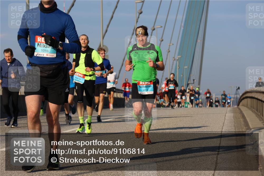 03.10.2025 - Köhlbrandbrückenlauf Strokosch-Dieckow http://msf.ph/oto/9106814 03.10.2025 09:36:00 Position 2 1016, 3720, 2703 meine-sportfotos.de