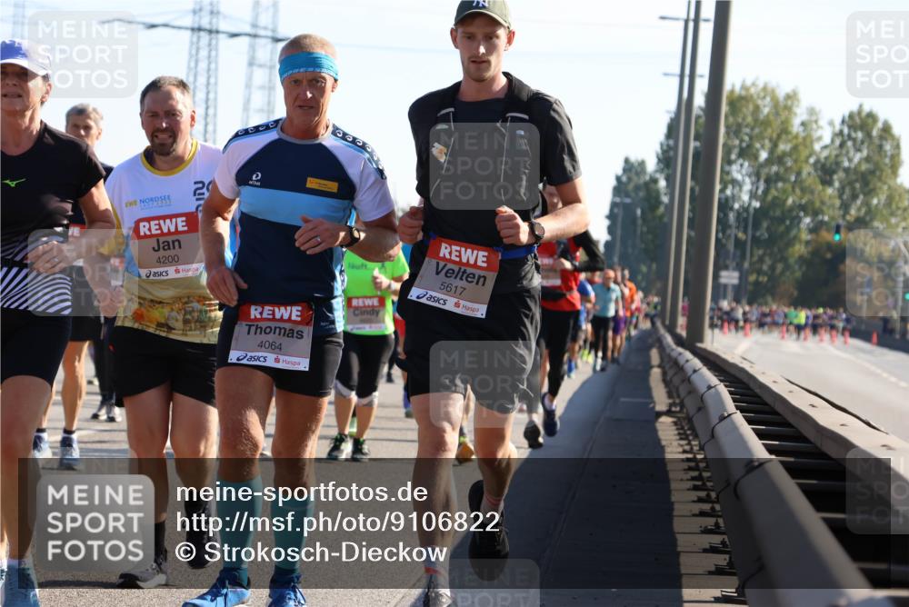 03.10.2025 - Köhlbrandbrückenlauf Strokosch-Dieckow http://msf.ph/oto/9106822 03.10.2025 12:18:31 Position 3 20, 20, 4200, 5617, 4064 meine-sportfotos.de