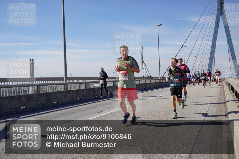 03.10.2025 - Köhlbrandbrückenlauf Michael Burmester http://msf.ph/oto/9106846 03.10.2025 12:50:12 Position 2 6507 meine-sportfotos.de