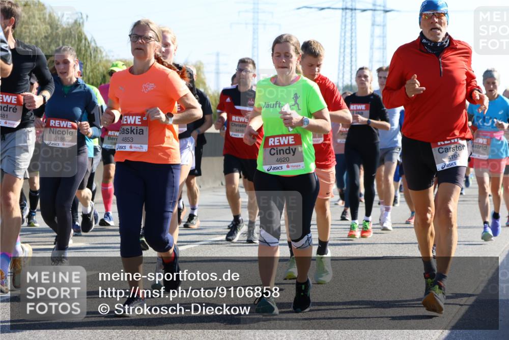 03.10.2025 - Köhlbrandbrückenlauf Strokosch-Dieckow http://msf.ph/oto/9106858 03.10.2025 12:18:35 Position 3 481, 5186, 4853, 5410, 4620, 4704, 4347 meine-sportfotos.de