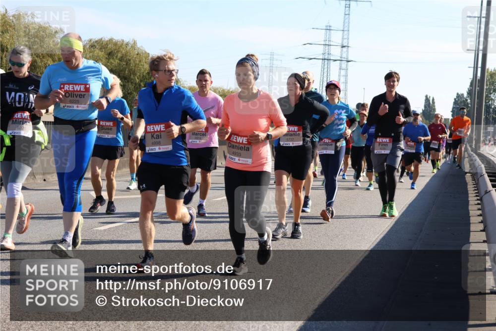 03.10.2025 - Köhlbrandbrückenlauf Strokosch-Dieckow http://msf.ph/oto/9106917 03.10.2025 12:18:43 Position 3 6226, 6225, 4788, 4933, 5737, 4333, 5874, 4998 meine-sportfotos.de