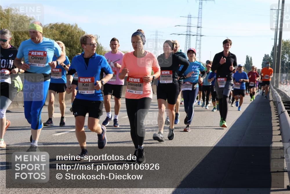 03.10.2025 - Köhlbrandbrückenlauf Strokosch-Dieckow http://msf.ph/oto/9106926 03.10.2025 12:18:43 Position 3 6226, 6225, 4998, 4933, 5737, 4333 meine-sportfotos.de