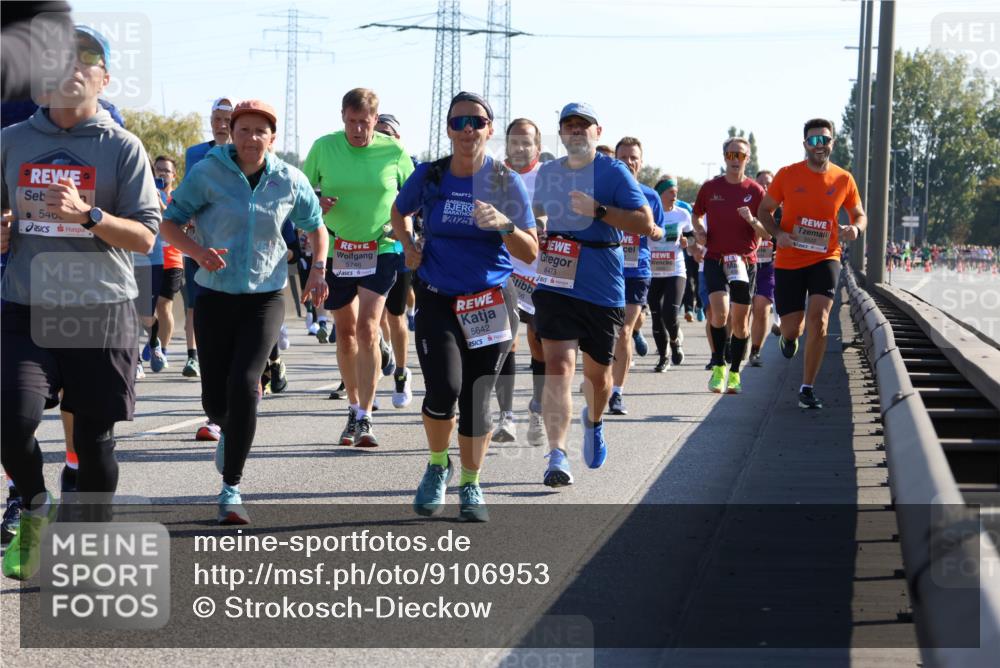 03.10.2025 - Köhlbrandbrückenlauf Strokosch-Dieckow http://msf.ph/oto/9106953 03.10.2025 12:18:47 Position 3 540, 5746, 2025, 5642, 6473 meine-sportfotos.de