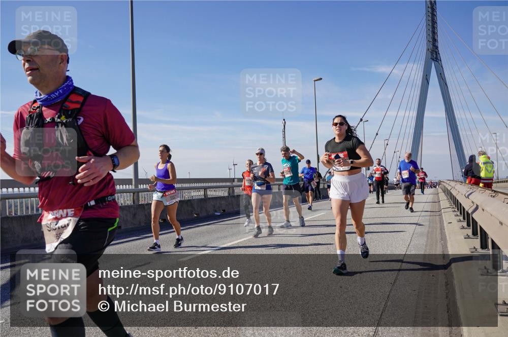 03.10.2025 - Köhlbrandbrückenlauf Michael Burmester http://msf.ph/oto/9107017 03.10.2025 12:50:20 Position 2  meine-sportfotos.de