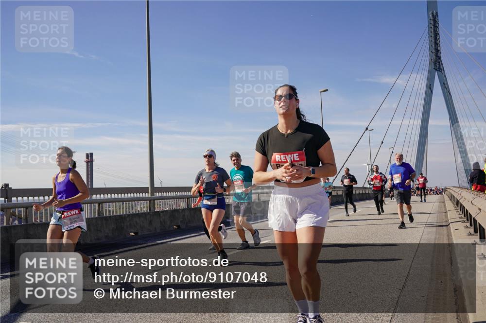 03.10.2025 - Köhlbrandbrückenlauf Michael Burmester http://msf.ph/oto/9107048 03.10.2025 12:50:21 Position 2 6785 meine-sportfotos.de
