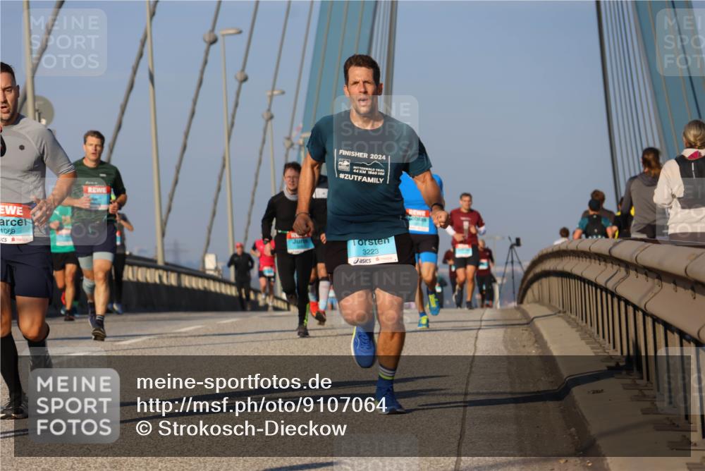 03.10.2025 - Köhlbrandbrückenlauf Strokosch-Dieckow http://msf.ph/oto/9107064 03.10.2025 09:36:26 Position 2 1069, 2024, 44, 1860, 3223 meine-sportfotos.de