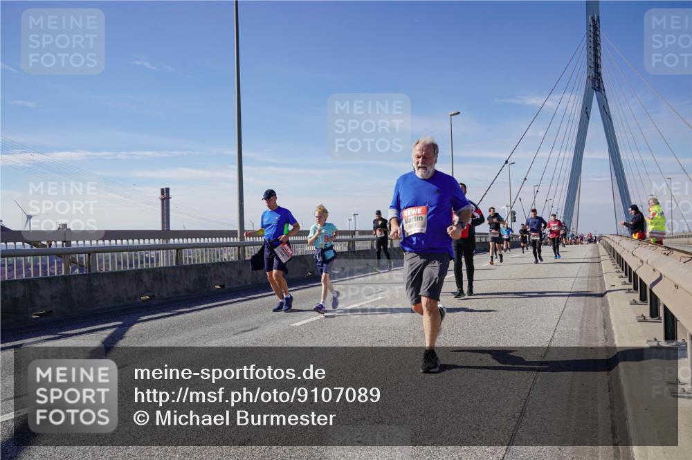 03.10.2025 - Köhlbrandbrückenlauf Michael Burmester http://msf.ph/oto/9107089 03.10.2025 12:50:23 Position 2  meine-sportfotos.de