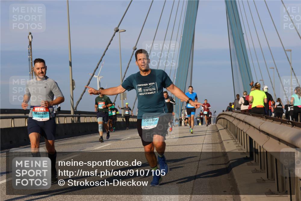 03.10.2025 - Köhlbrandbrückenlauf Strokosch-Dieckow http://msf.ph/oto/9107105 03.10.2025 09:36:28 Position 2 1069, 2024, 3223 meine-sportfotos.de