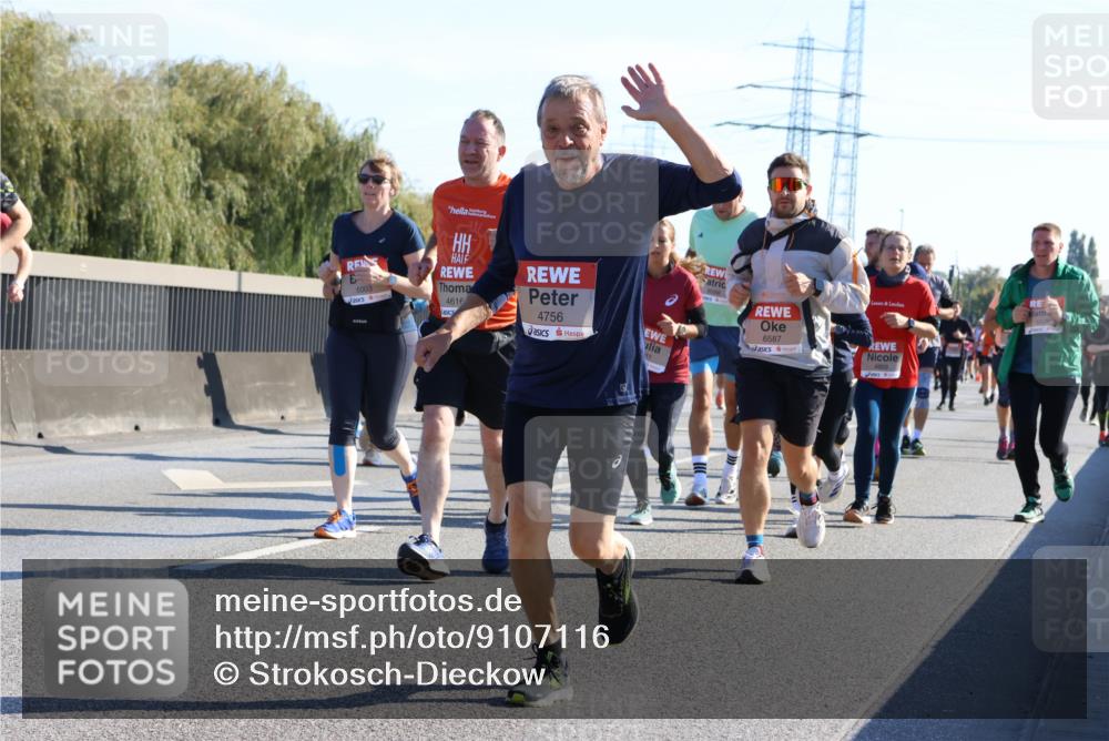 03.10.2025 - Köhlbrandbrückenlauf Strokosch-Dieckow http://msf.ph/oto/9107116 03.10.2025 12:19:19 Position 3 4616, 4756, 6570, 6587 meine-sportfotos.de
