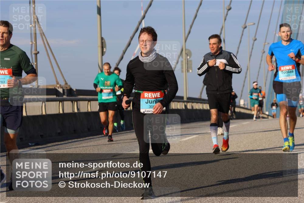 03.10.2025 - Köhlbrandbrückenlauf Strokosch-Dieckow http://msf.ph/oto/9107147 03.10.2025 09:36:32 Position 2 763, 5, 30, 1023 meine-sportfotos.de