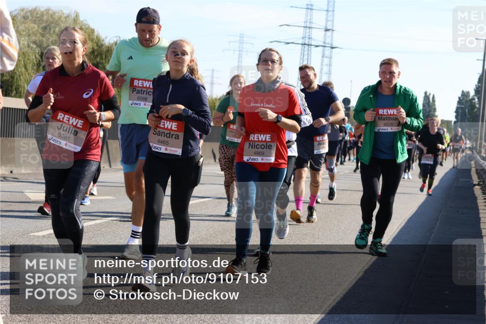 03.10.2025 - Köhlbrandbrückenlauf Strokosch-Dieckow http://msf.ph/oto/9107153 03.10.2025 12:19:22 Position 3 5081, 6588, 4465, 4869, 6570 meine-sportfotos.de