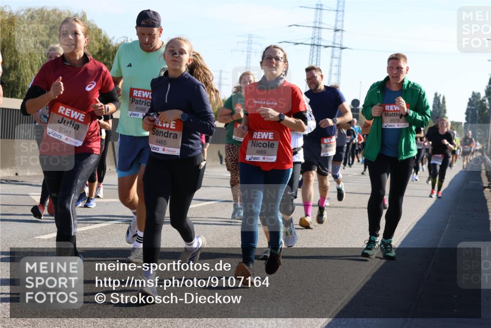 03.10.2025 - Köhlbrandbrückenlauf Strokosch-Dieckow http://msf.ph/oto/9107164 03.10.2025 12:19:22 Position 3 5081, 6588, 4465, 6570, 4869 meine-sportfotos.de