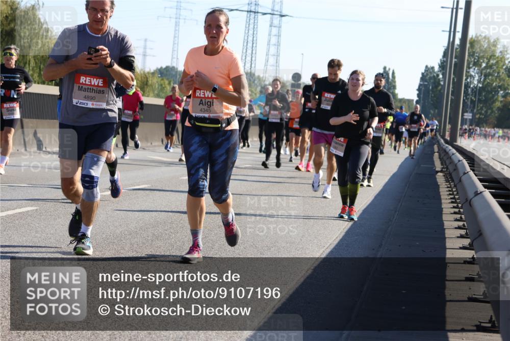 03.10.2025 - Köhlbrandbrückenlauf Strokosch-Dieckow http://msf.ph/oto/9107196 03.10.2025 12:19:26 Position 3 4890, 4345 meine-sportfotos.de