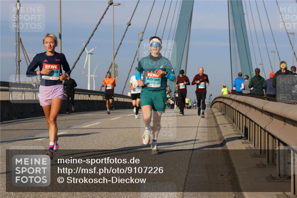 03.10.2025 - Köhlbrandbrückenlauf Strokosch-Dieckow http://msf.ph/oto/9107226 03.10.2025 09:36:44 Position 2 1275 meine-sportfotos.de