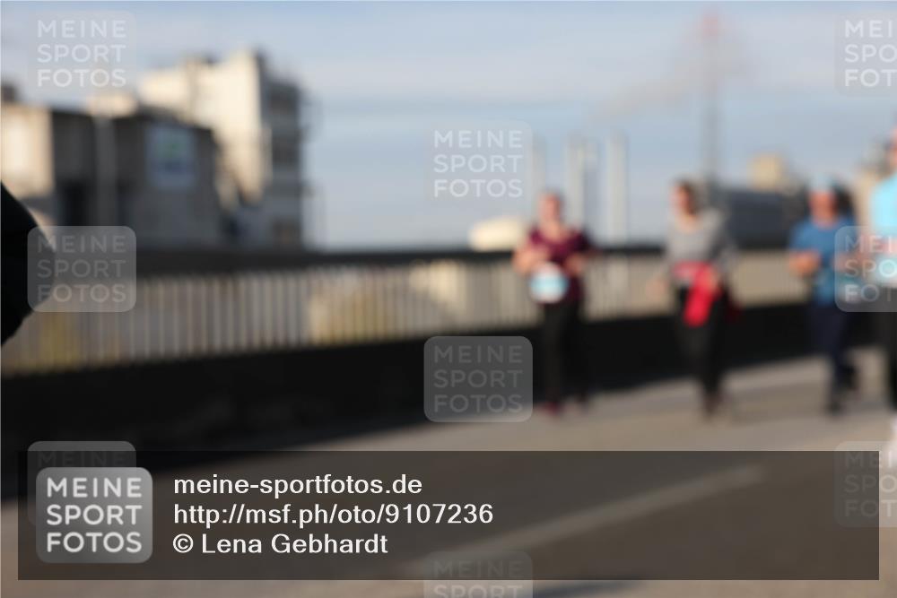 03.10.2025 - Köhlbrandbrückenlauf Lena Gebhardt http://msf.ph/oto/9107236 03.10.2025 10:13:37 Position 2  meine-sportfotos.de