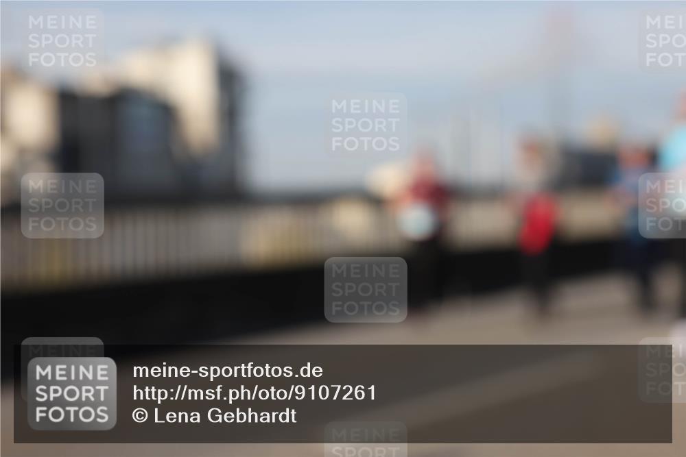 03.10.2025 - Köhlbrandbrückenlauf Lena Gebhardt http://msf.ph/oto/9107261 03.10.2025 10:13:37 Position 2  meine-sportfotos.de