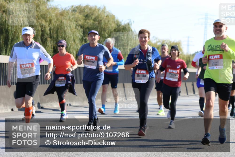 03.10.2025 - Köhlbrandbrückenlauf Strokosch-Dieckow http://msf.ph/oto/9107268 03.10.2025 12:19:40 Position 3 6416, 6791, 4833, 5037 meine-sportfotos.de