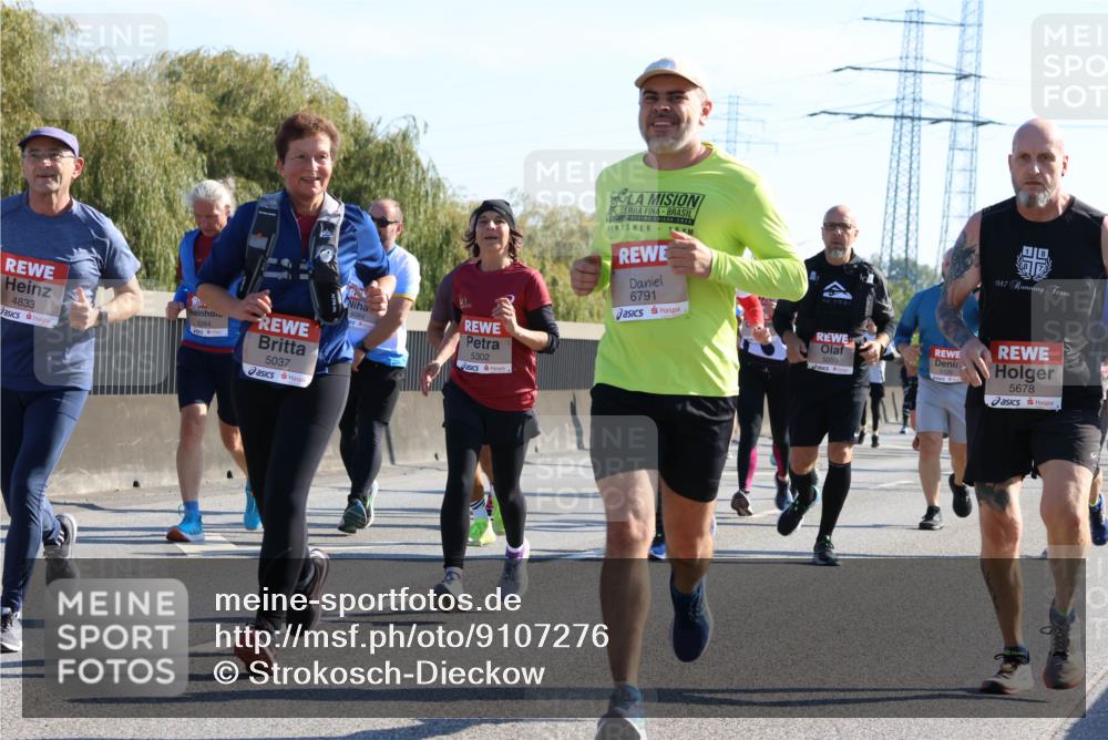 03.10.2025 - Köhlbrandbrückenlauf Strokosch-Dieckow http://msf.ph/oto/9107276 03.10.2025 12:19:41 Position 3 4833, 5084, 5037, 6084, 5302, 15, 6791, 5059, 1887, 5678 meine-sportfotos.de