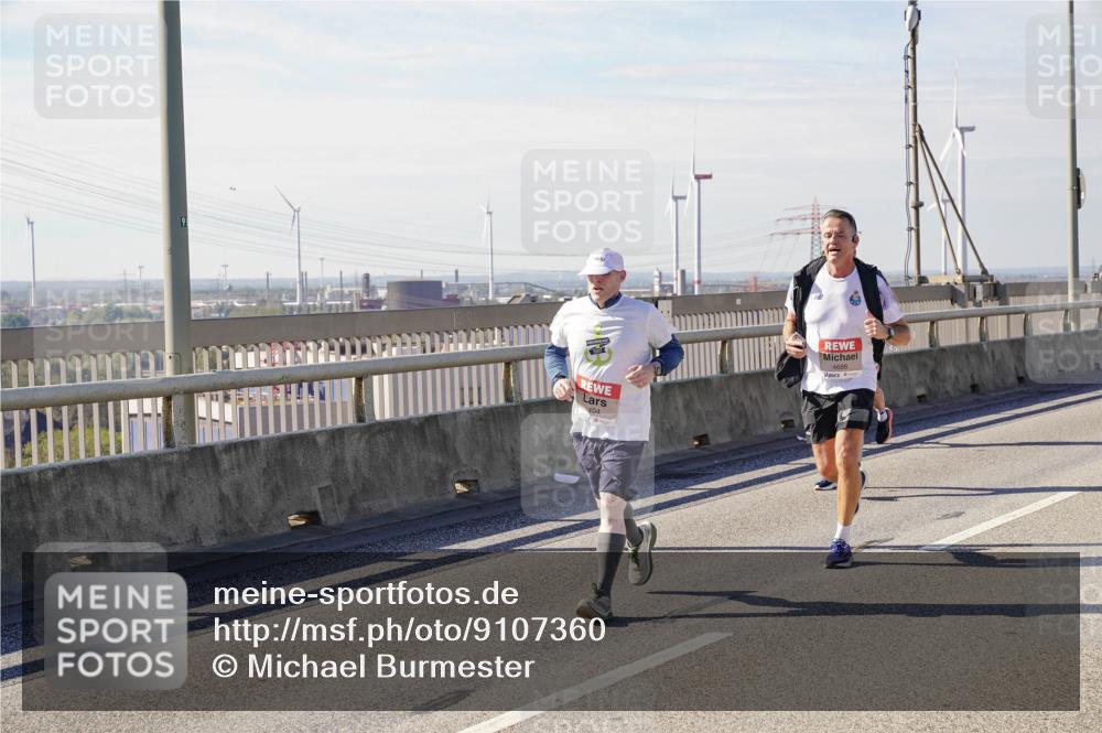 03.10.2025 - Köhlbrandbrückenlauf Michael Burmester http://msf.ph/oto/9107360 03.10.2025 12:50:38 Position 2 404, 4686 meine-sportfotos.de