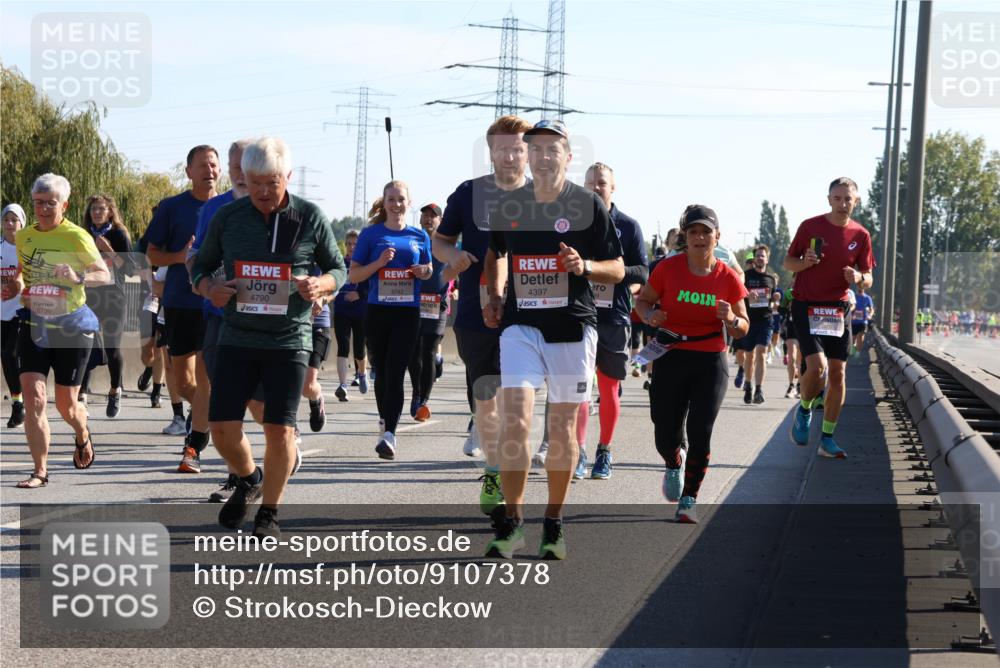 03.10.2025 - Köhlbrandbrückenlauf Strokosch-Dieckow http://msf.ph/oto/9107378 03.10.2025 12:19:51 Position 3 6730, 4790, 5742, 4397 meine-sportfotos.de