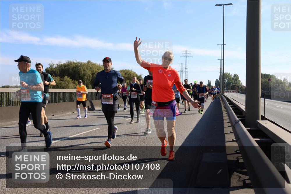03.10.2025 - Köhlbrandbrückenlauf Strokosch-Dieckow http://msf.ph/oto/9107408 03.10.2025 12:19:58 Position 3 6485, 6189 meine-sportfotos.de