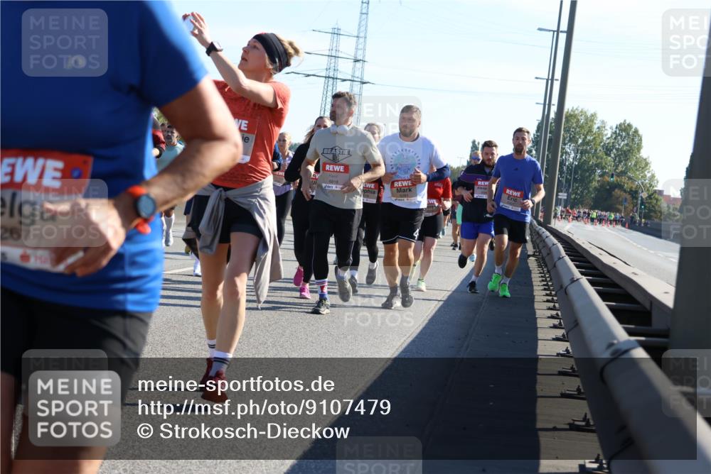 03.10.2025 - Köhlbrandbrückenlauf Strokosch-Dieckow http://msf.ph/oto/9107479 03.10.2025 12:20:08 Position 3 267, 6818 meine-sportfotos.de