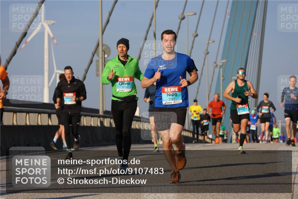 03.10.2025 - Köhlbrandbrückenlauf Strokosch-Dieckow http://msf.ph/oto/9107483 03.10.2025 09:37:12 Position 2 1010, 3181 meine-sportfotos.de