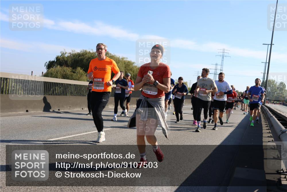 03.10.2025 - Köhlbrandbrückenlauf Strokosch-Dieckow http://msf.ph/oto/9107503 03.10.2025 12:20:09 Position 3 5852, 5141 meine-sportfotos.de