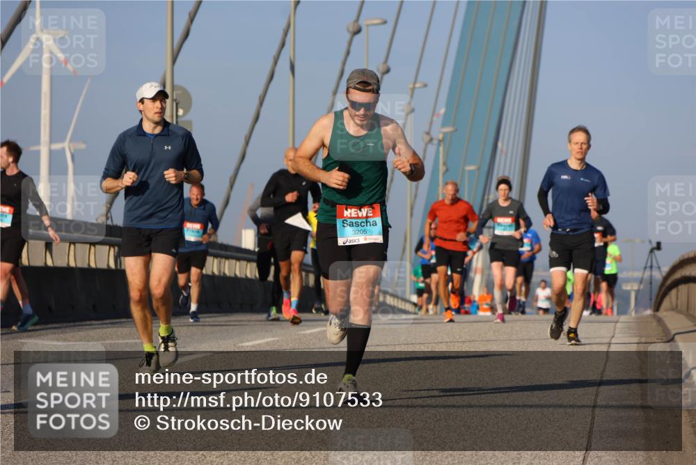 03.10.2025 - Köhlbrandbrückenlauf Strokosch-Dieckow http://msf.ph/oto/9107533 03.10.2025 09:37:16 Position 2 3205 meine-sportfotos.de