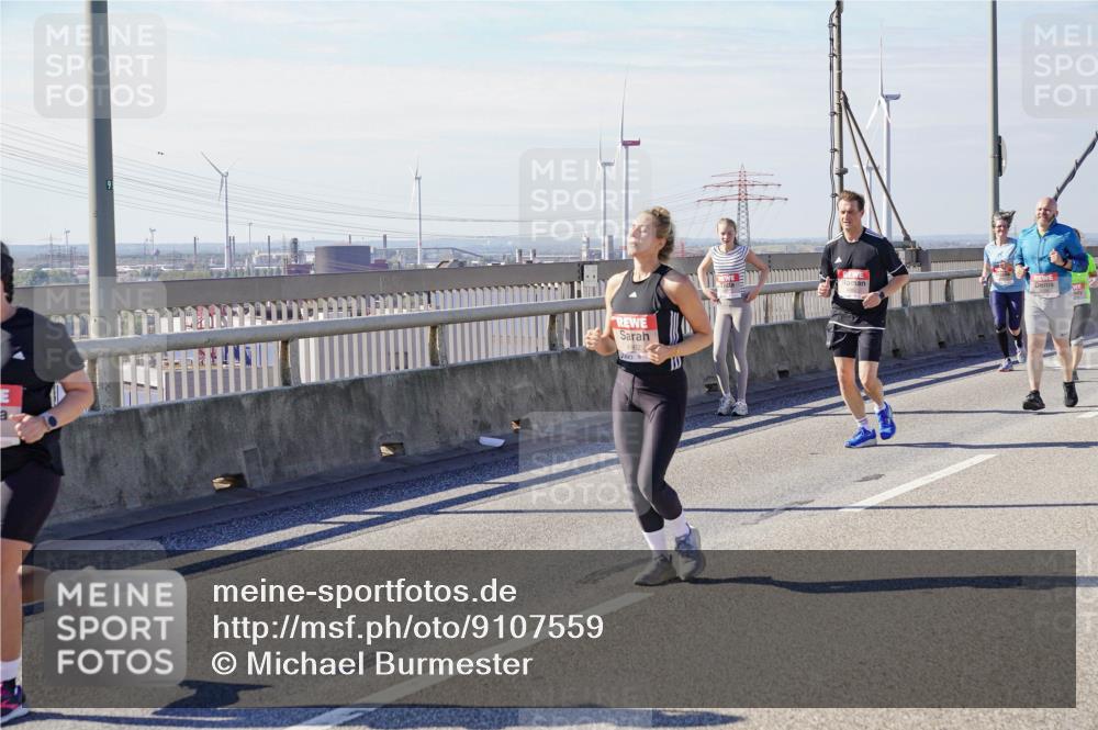 03.10.2025 - Köhlbrandbrückenlauf Michael Burmester http://msf.ph/oto/9107559 03.10.2025 12:50:48 Position 2  meine-sportfotos.de