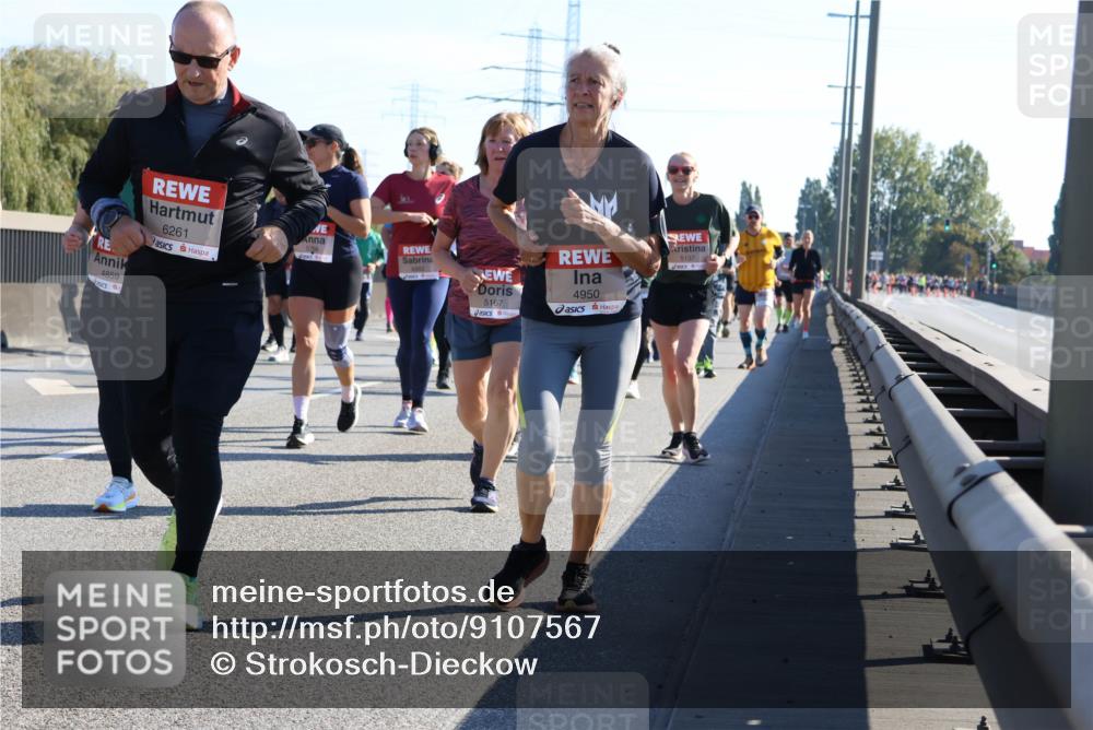 03.10.2025 - Köhlbrandbrückenlauf Strokosch-Dieckow http://msf.ph/oto/9107567 03.10.2025 12:20:18 Position 3 6261, 4859, 5137, 5167, 4950 meine-sportfotos.de